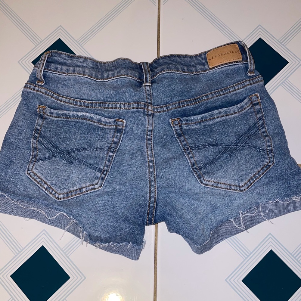 Mid Rise Shorts - Picture 2 of 2